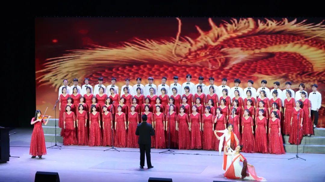 2024春节返乡必看!买奔腾T90 过开心团圆年