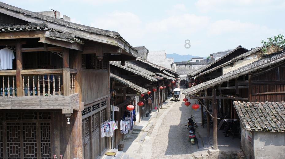 50兆光纤，下载速度6M左右，这正常吗游戏画面